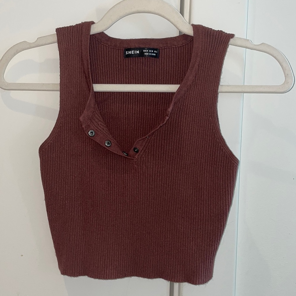 Ribbed Crop